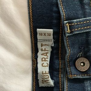 Stretchy cargo jeans